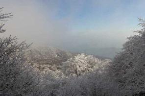 Xtrallusion photo gallery of Italy. Photos, pictures, images and photographs of the Italian Rivieras, the Italian Lakes, the Italian Alps, the Cinque Terre, the Amalfi coast and some of the most beautiful corners of Italy. Plus photos of Italian cities such as Pisa, Milan, Genoa and Rome.